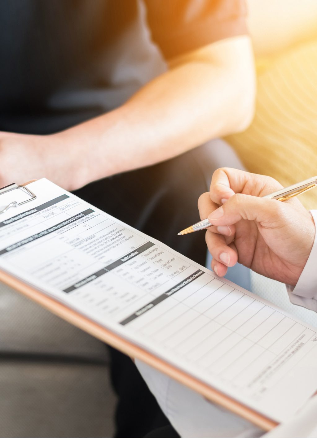 Specialist evaluand riscurile cancerigene ale substantelor la locul de munca